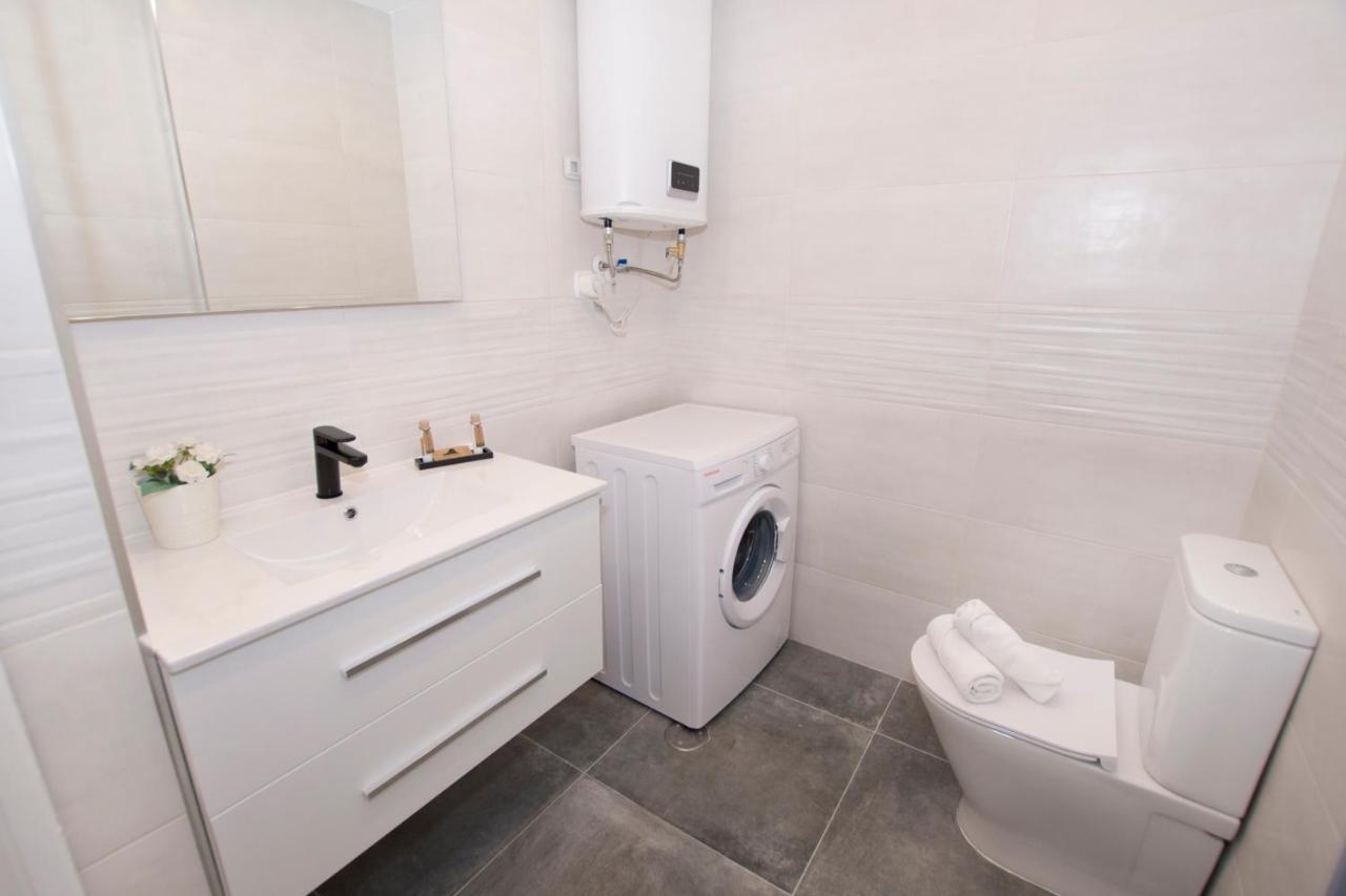 Cosy Apartment Close To Sea, Wifi, Air Cond Calp Extérieur photo